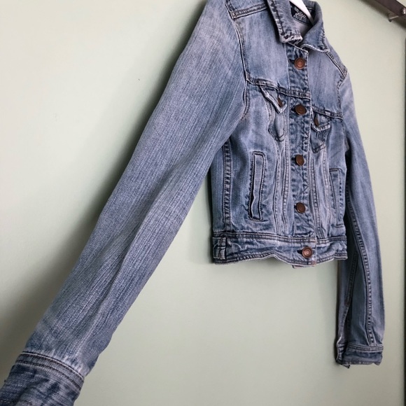 🍁American eagle jean jacket🍁 - Picture 3 of 3